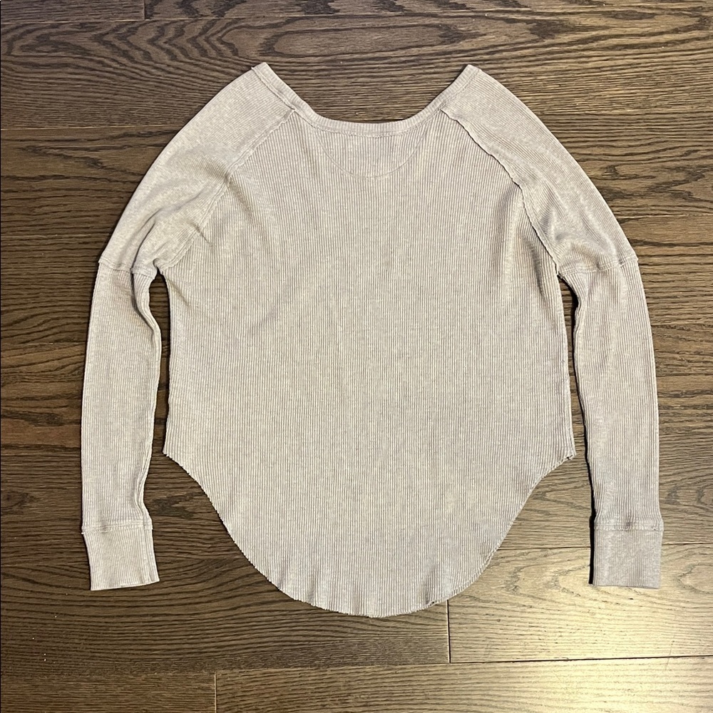 TNA Heather Gray Long Sleeve Tee - Picture 3 of 6